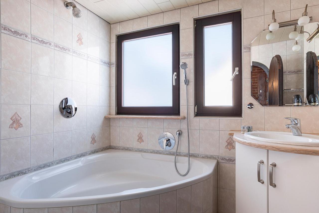 Hotel & Restaurant Sichelschmiede Freiburg im Breisgau Exteriör bild